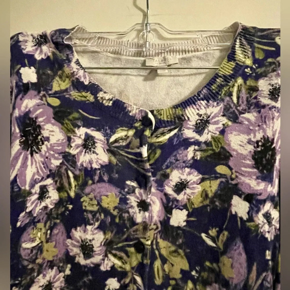 Talbots Purple Floral Crewneck Button Front Cardigan Size Medium Petite - Picture 5 of 10